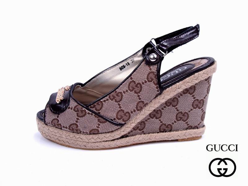 gucci sandals135
